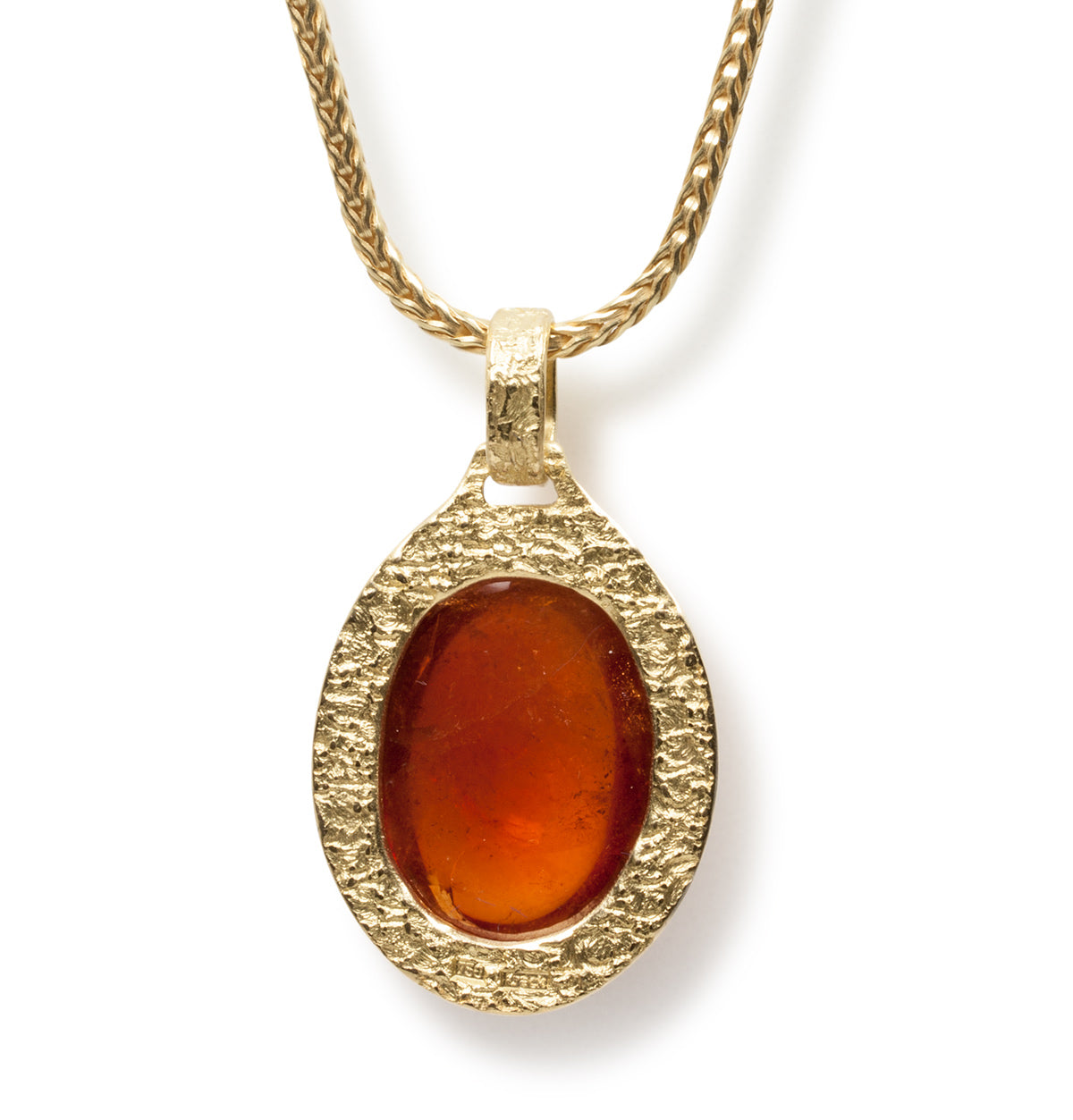 Großer 750 Goldanhänger mit leuchtendem Mandarin-Granat und passender 750 Goldkette - Goldschmiede Krack - Trauringe & Unikatschmuck aus Deidesheim