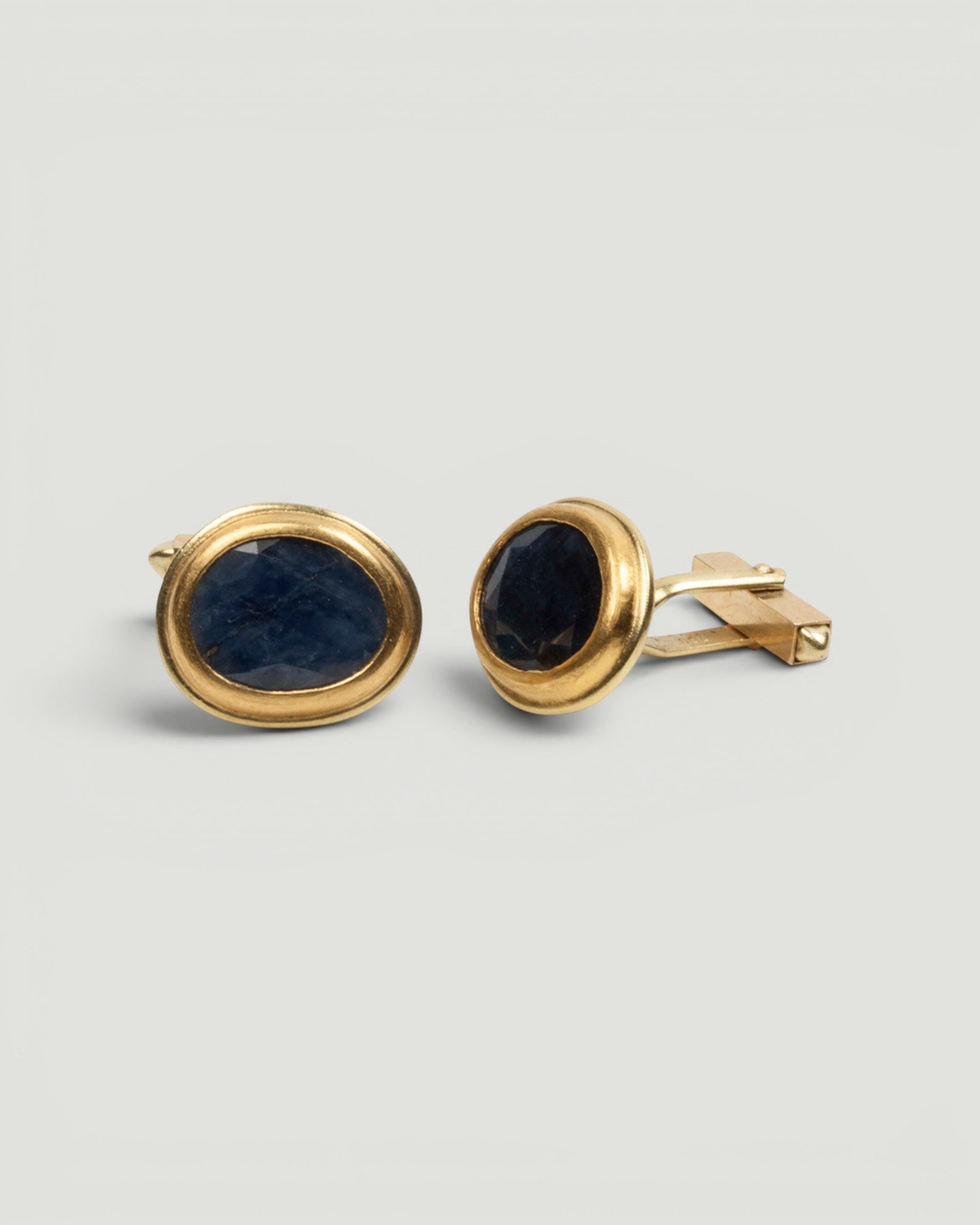 750 Gold Manschettenknöpfe mit Saphiren (8,5 ct) - Unikat