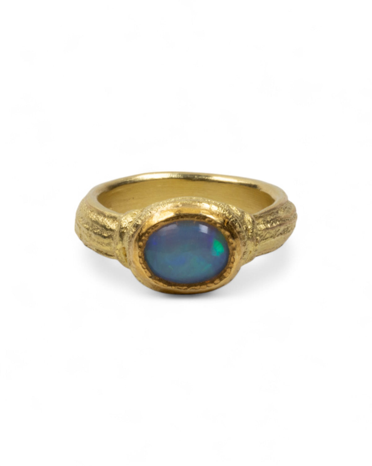 750 Goldring mit leuchtendem Opal (1.20 ct) in 999 Feingoldfassung