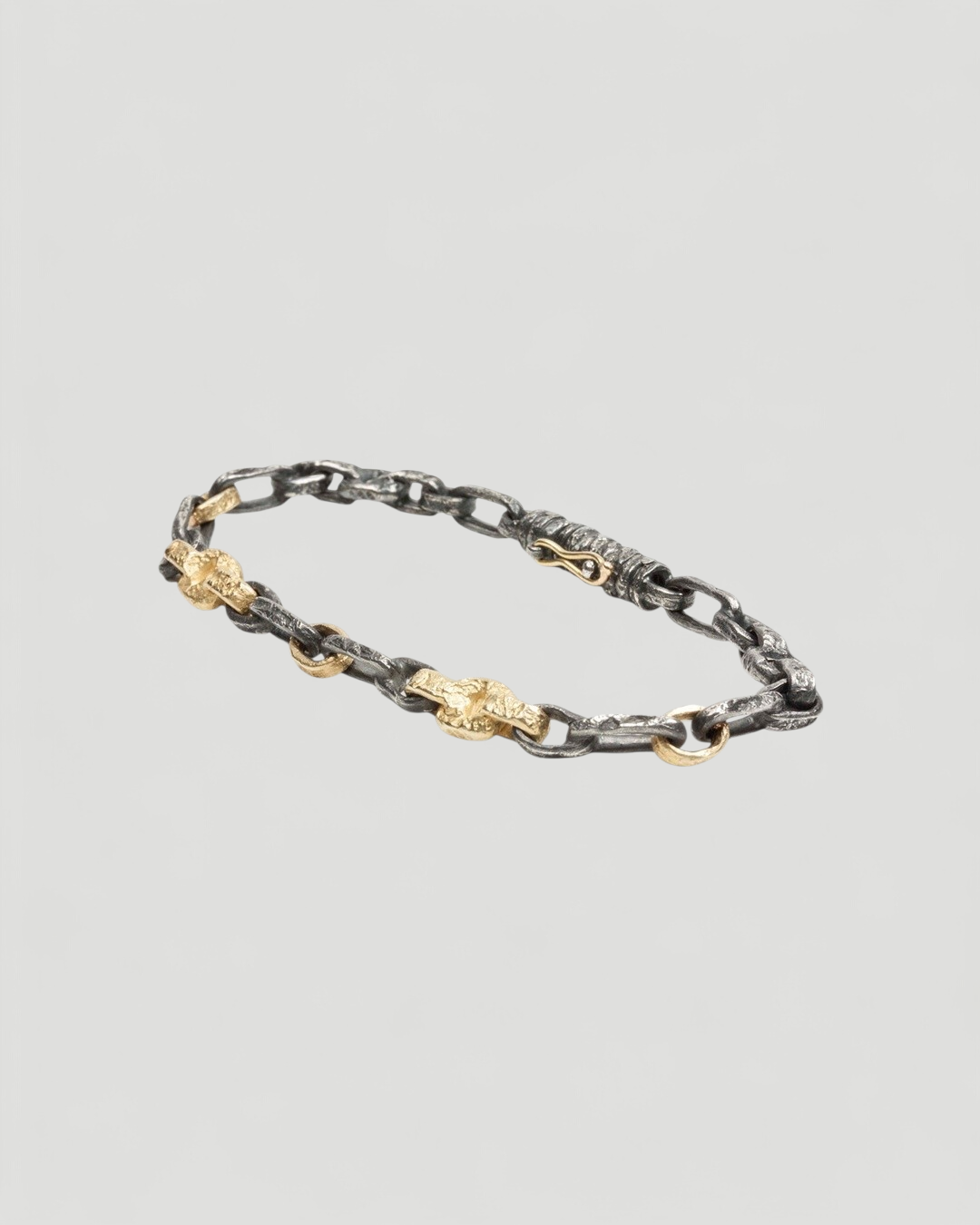Bicolor Armband aus geschwärzten 925 Silber und 750 Gold - Goldschmiede Krack