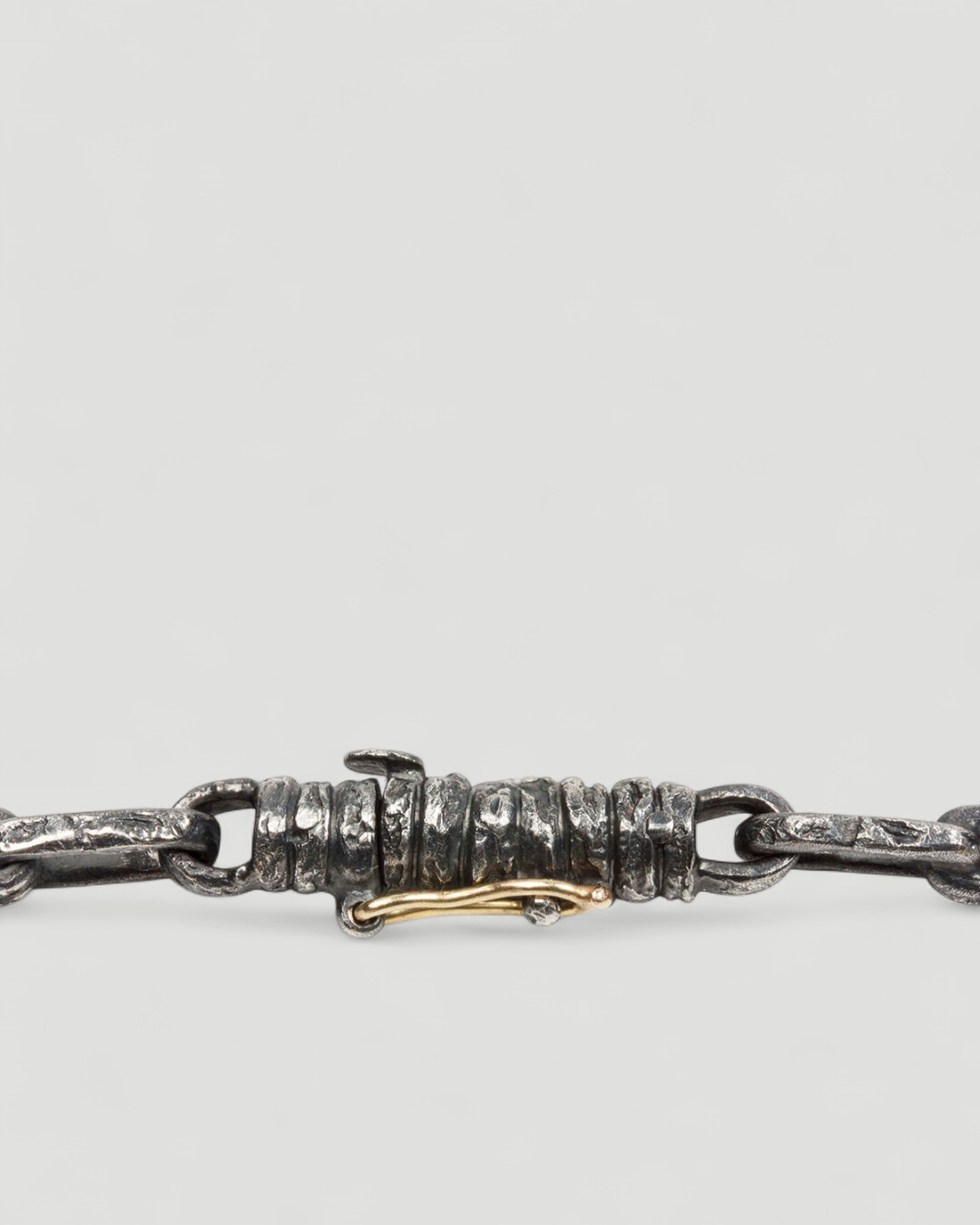 Bicolor Armband aus geschwärzten 925 Silber und 750 Gold - Goldschmiede Krack