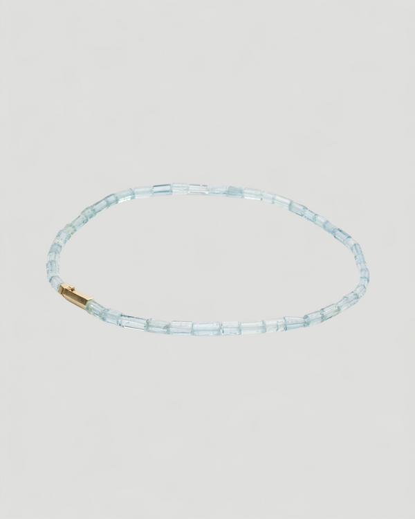 Blaue Aquamarinkette mit 750 Goldverschluss