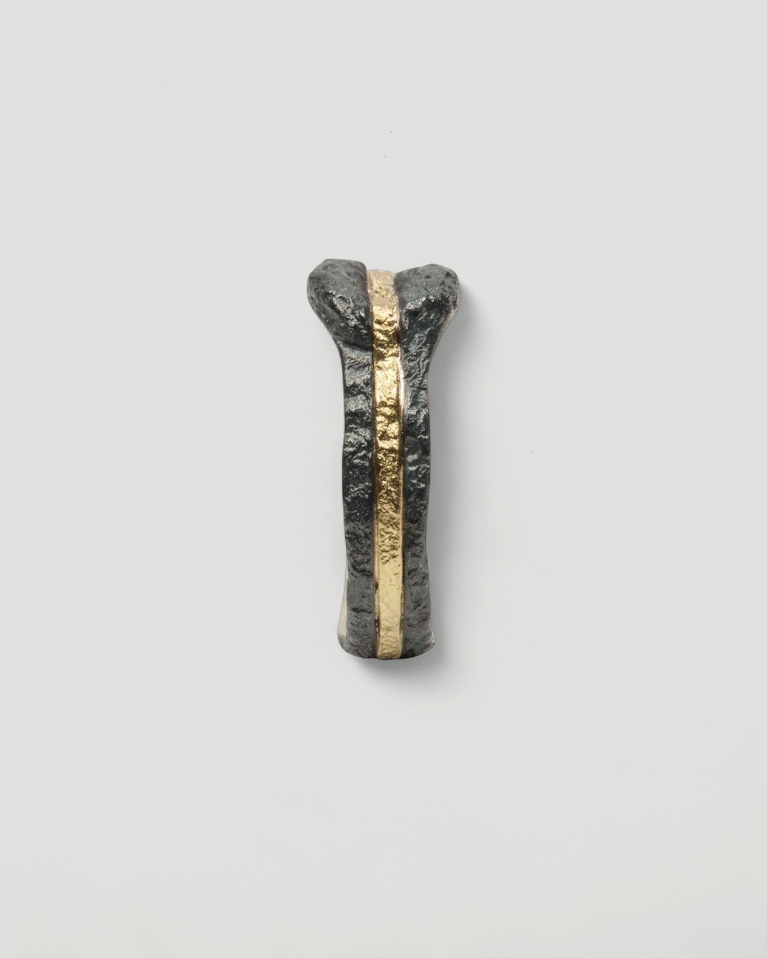 Geschwärzter 925 Silberring mit 750 Gold - Goldschmiede Krack