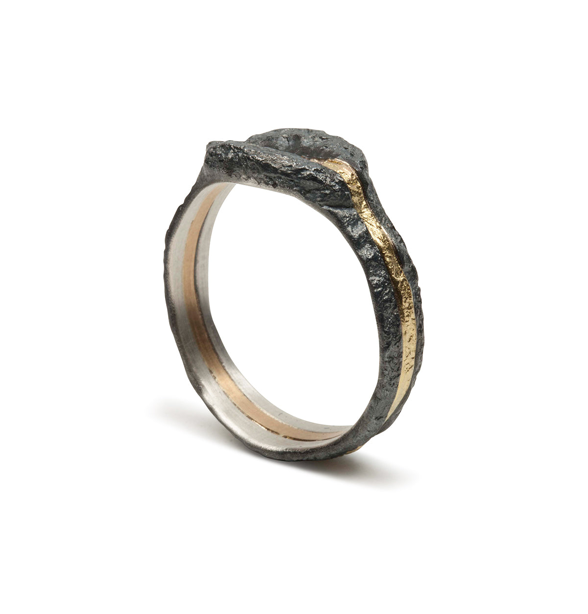 Geschwärzter 925 Silberring mit 750 Gold - Goldschmiede Krack - Trauringe & Unikatschmuck aus Deidesheim
