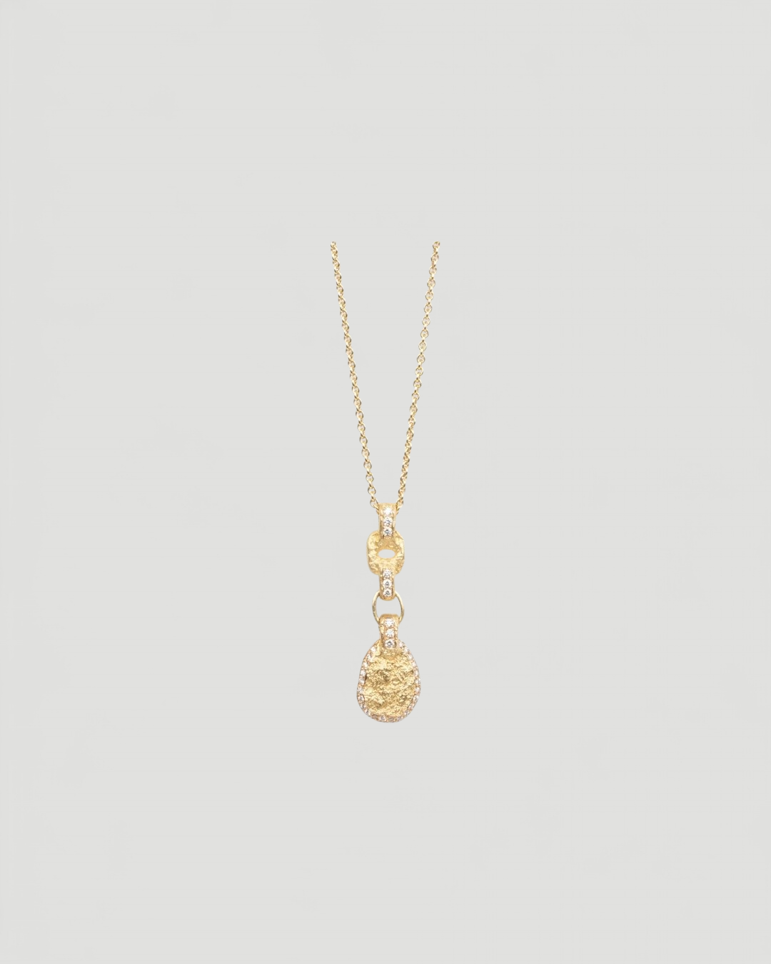 Nugget Pendent aus 750 Gold mit Brillanten und 750 Goldkette - Goldschmiede Krack