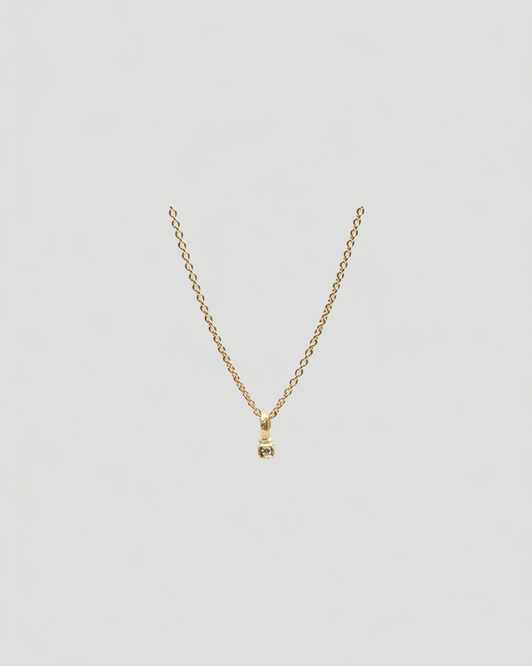 Zarter Würfelanhänger aus 750 Gold mit 0,02 ct Brillanten und 750 Goldkette