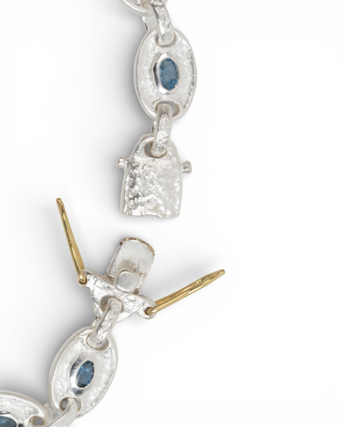 925 Silber Gliederarmband (Ø 10 mm) mit blauem Aquamarin und 750 Gold - Goldschmiede Krack - Trauringe & Unikatschmuck aus Deidesheim