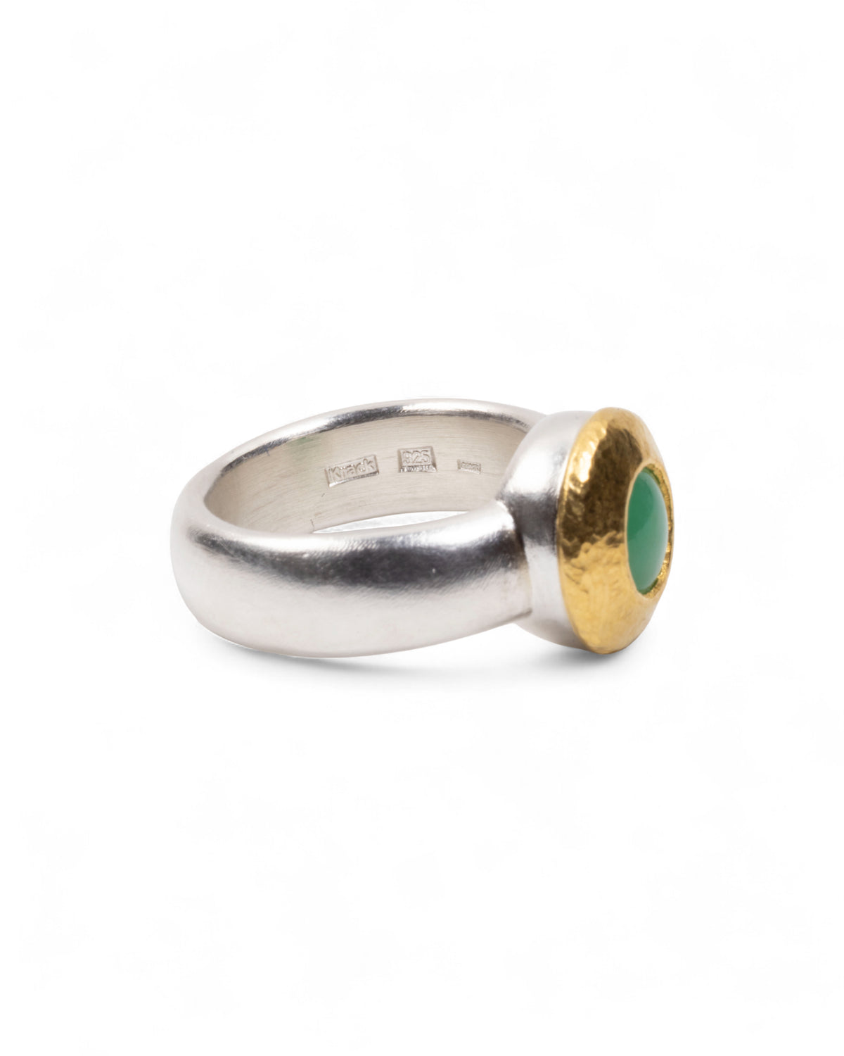 925 Silberring mit Chrysopras-Cabochon und Feingoldfassung