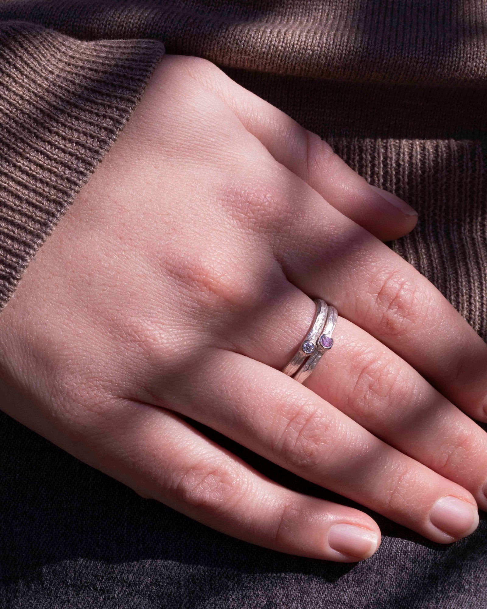 925 Silberring mit pinkem Saphir (0,08 ct) - Goldschmiede Krack