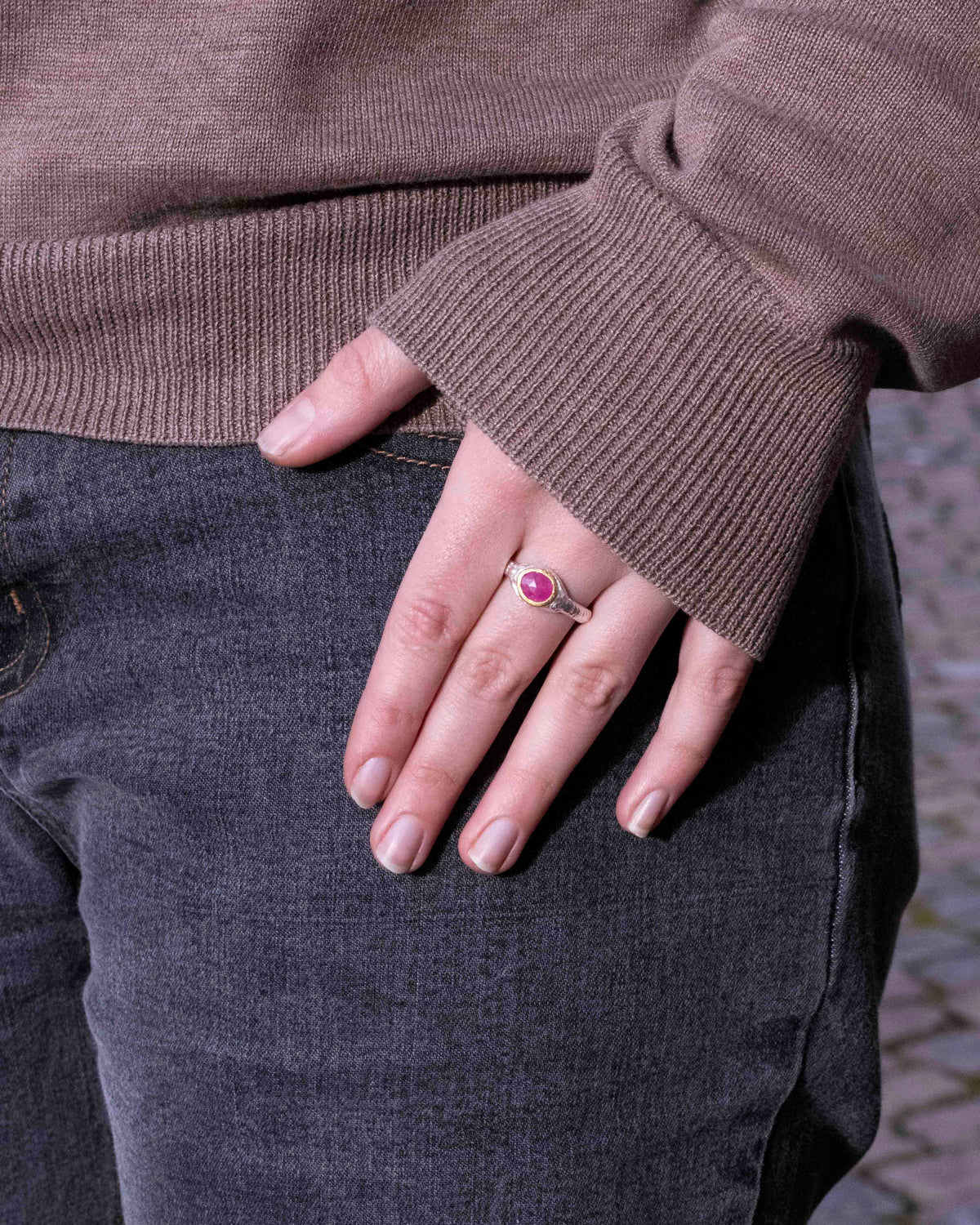 925 Silberring mit pinken Rubin (0.92 ct) - Goldschmiede Krack - Trauringe & Unikatschmuck aus Deidesheim