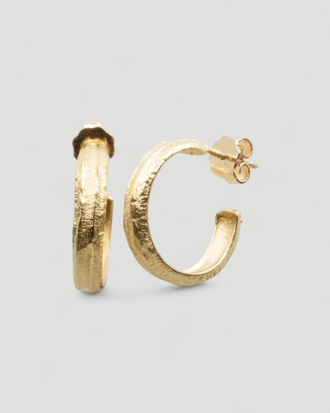 750 Goldcreolen mit Tarmac Struktur Ø 15 - 30 mm - Goldschmiede Krack