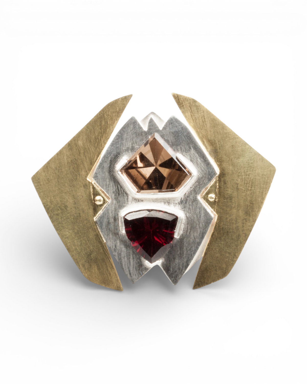 Brosche mit Rauchquarz und Granat - Goldschmiede Krack - Trauringe & Unikatschmuck aus Deidesheim