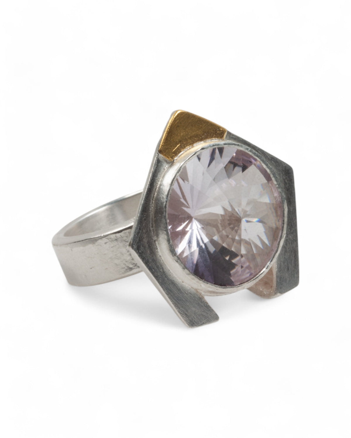 Großer 925 Silberring mit fliederfarbenen Amethyst - Goldschmiede Krack - Trauringe & Unikatschmuck aus Deidesheim