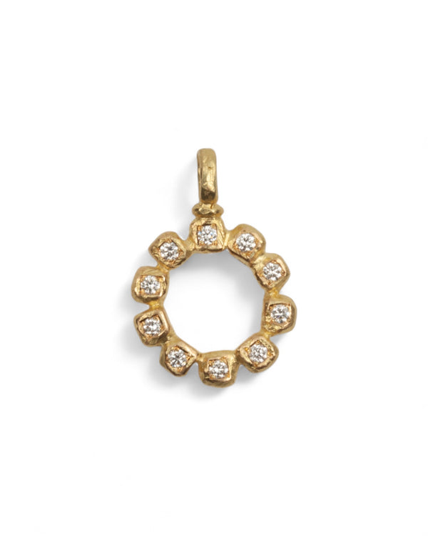 Zarter Kreis-Anhänger aus 750 Gold mit Brillanten - Goldschmiede Krack - Trauringe & Unikatschmuck aus Deidesheim