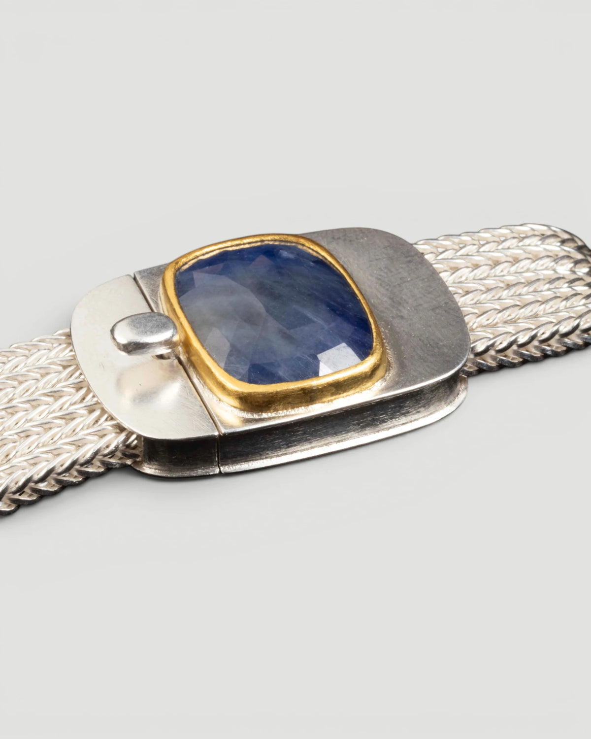925 Silberarmband mit blauem Saphir (20,75 ct)