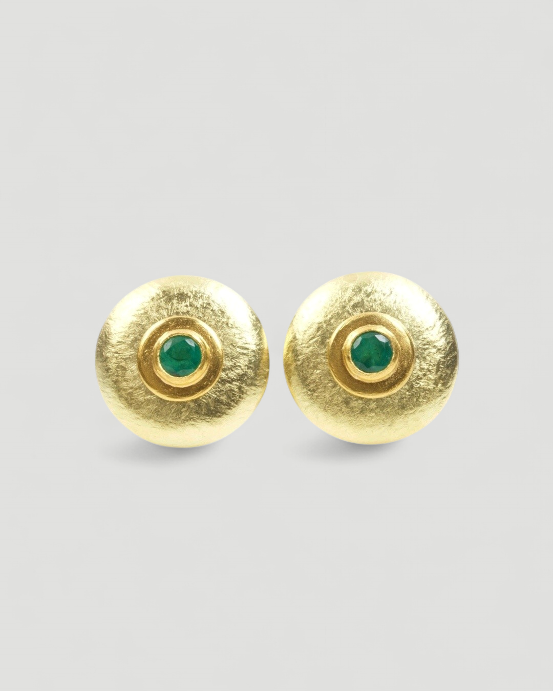 750 Gold Ohrringe mit grünem Smaragd (1,38 ct) - Goldschmiede Krack