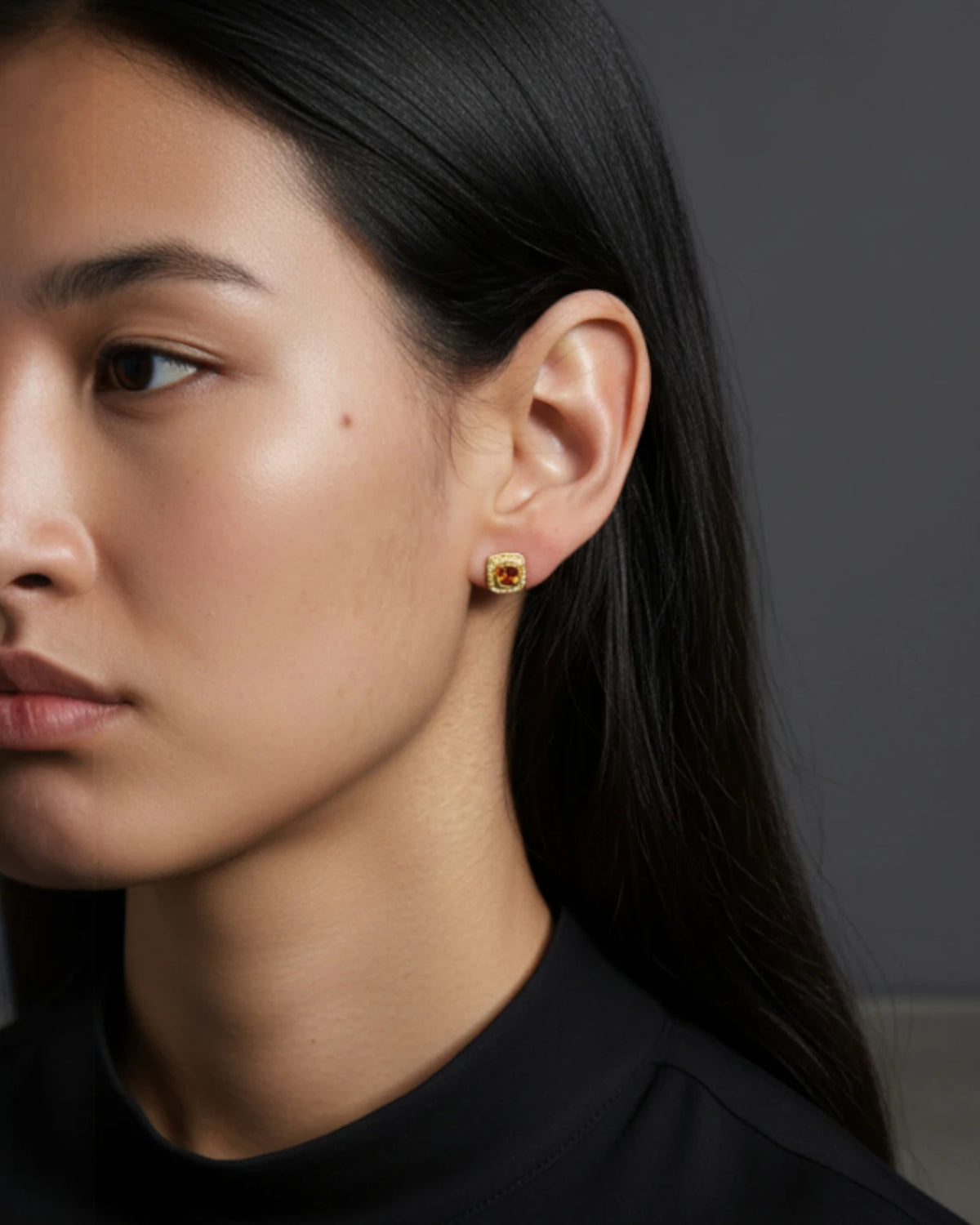 Kleine 750 Goldohrstecker mit orangenen Saphiren (1.5 ct) - Goldschmiede Krack - Trauringe & Unikatschmuck aus Deidesheim