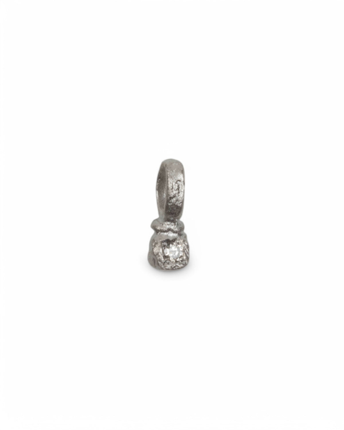 Zarte Würfelanhänger mit Edelsteinen - Goldschmiede Krack - Trauringe & Unikatschmuck aus Deidesheim