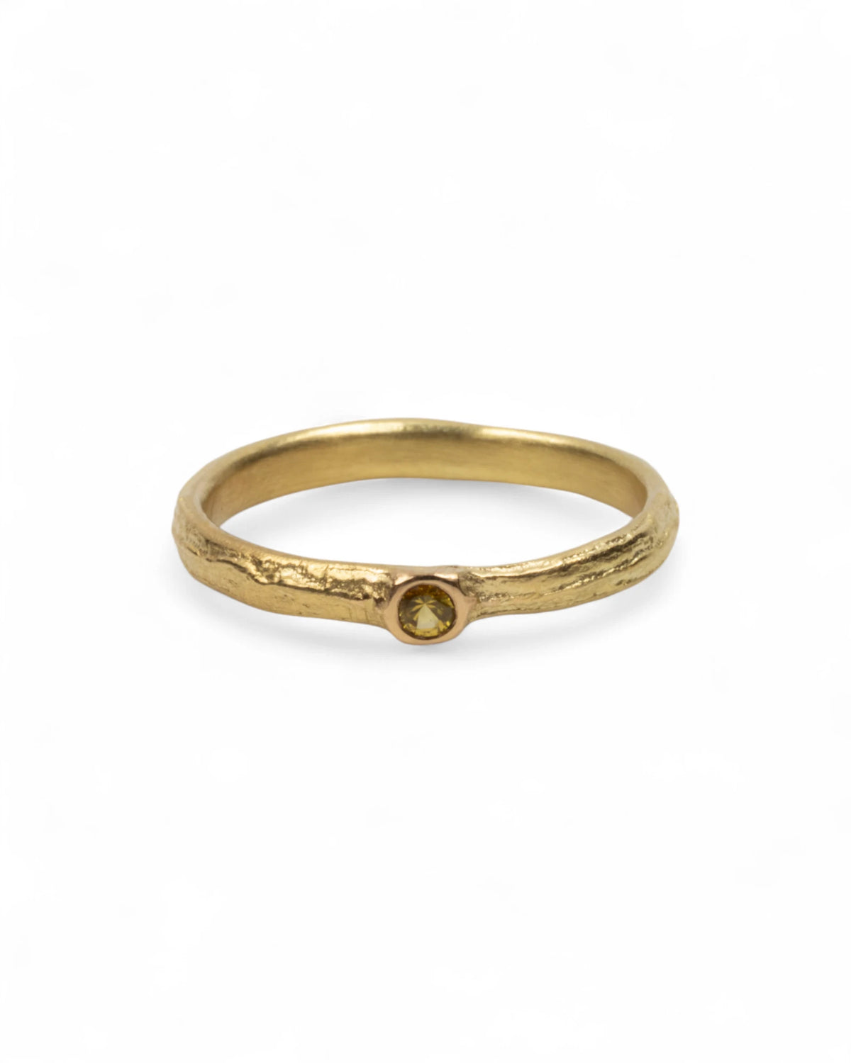 Zarter 750 Goldring mit gelben Saphir (0.055 ct)