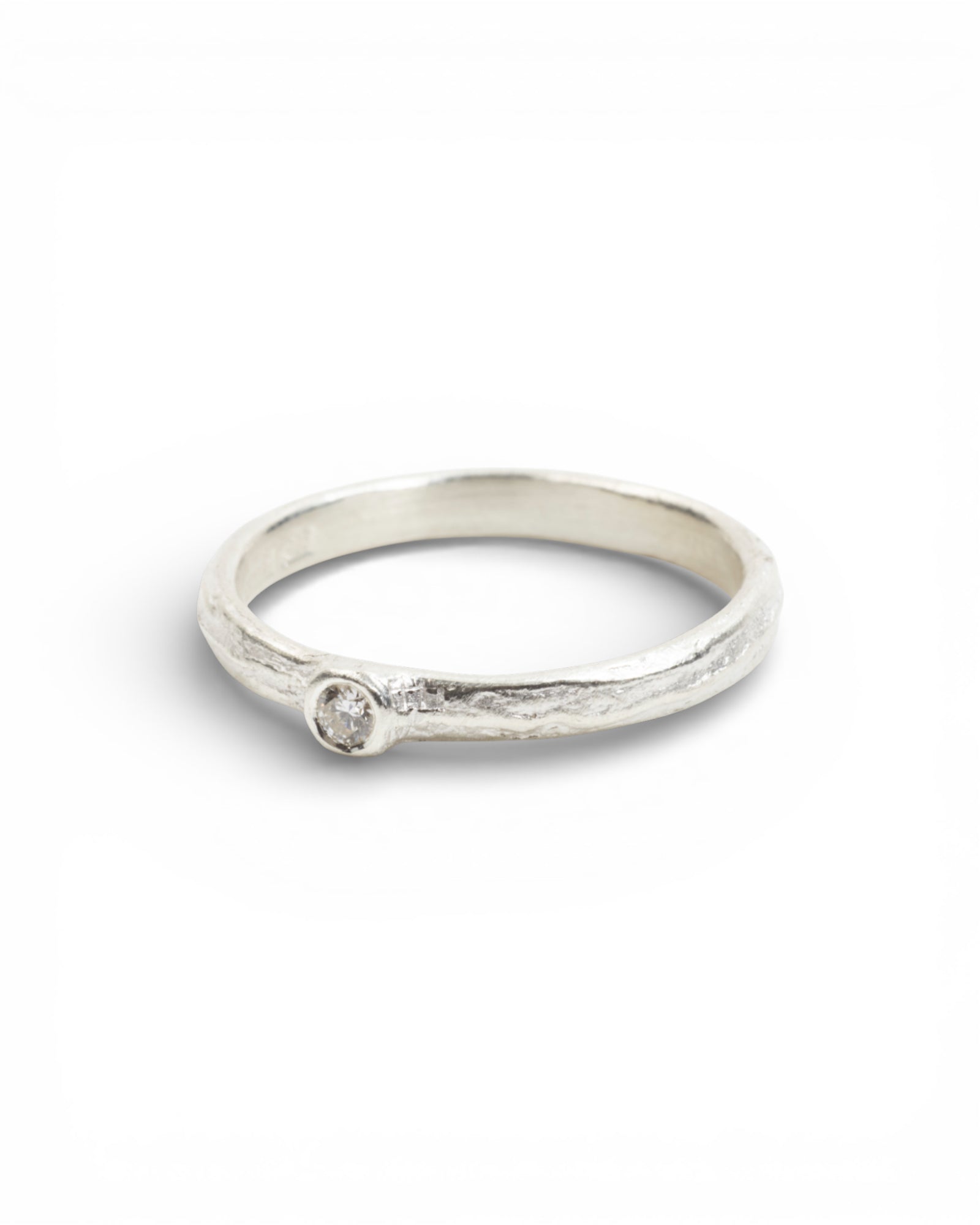 Zarter Bark 925 Silberring mit Brillant (0.05 ct) - Goldschmiede Krack - Trauringe & Unikatschmuck aus Deidesheim