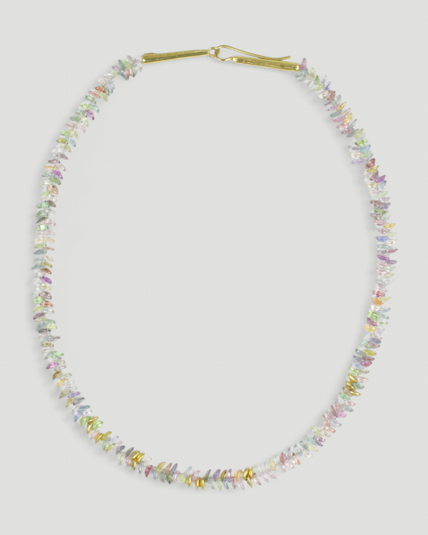 Bunte Saphirkette (86 ct) mit 750 Goldelementen