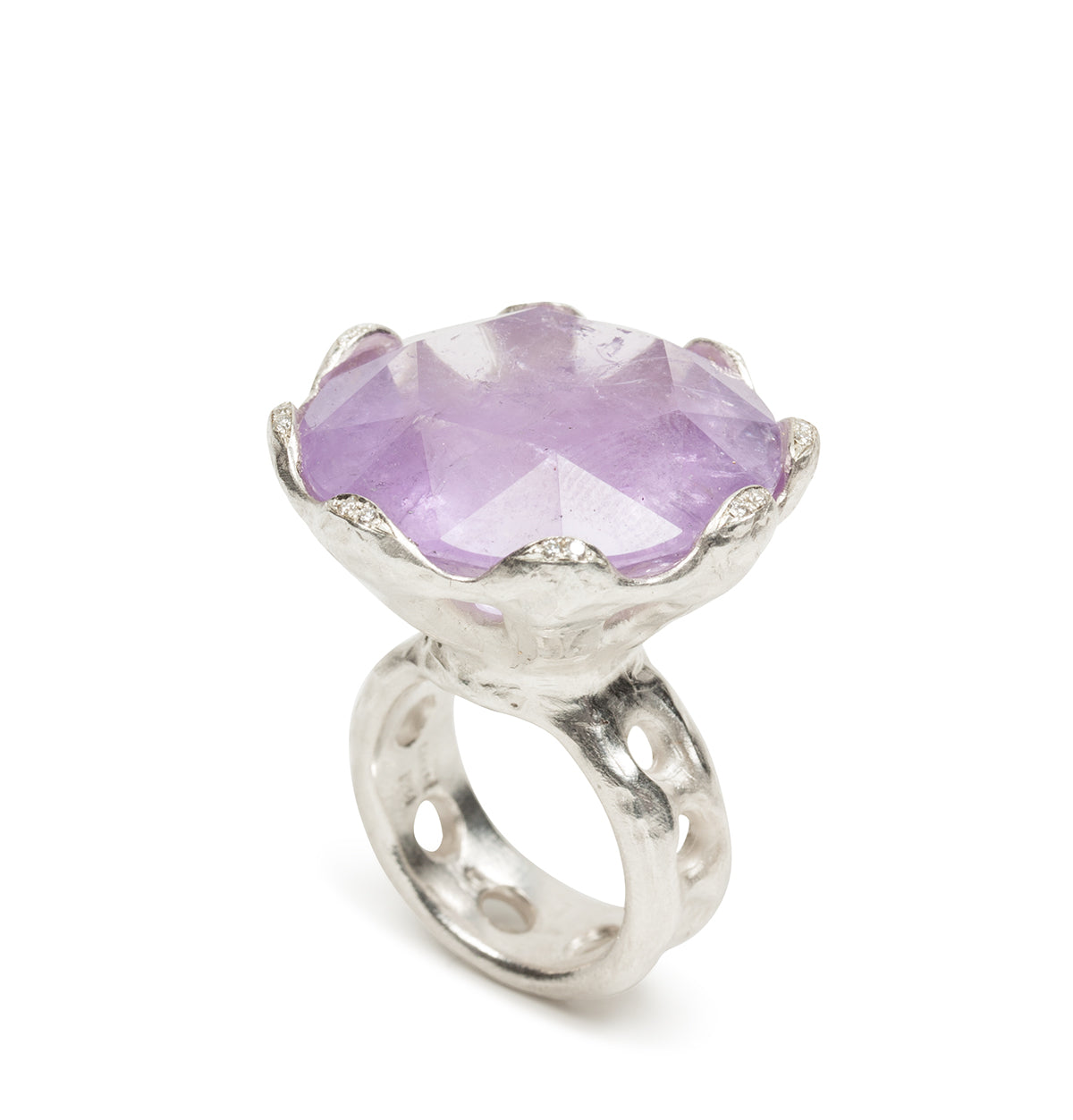 "Think big" Amethyst Ring - Goldschmiede Krack - Trauringe & Unikatschmuck aus Deidesheim